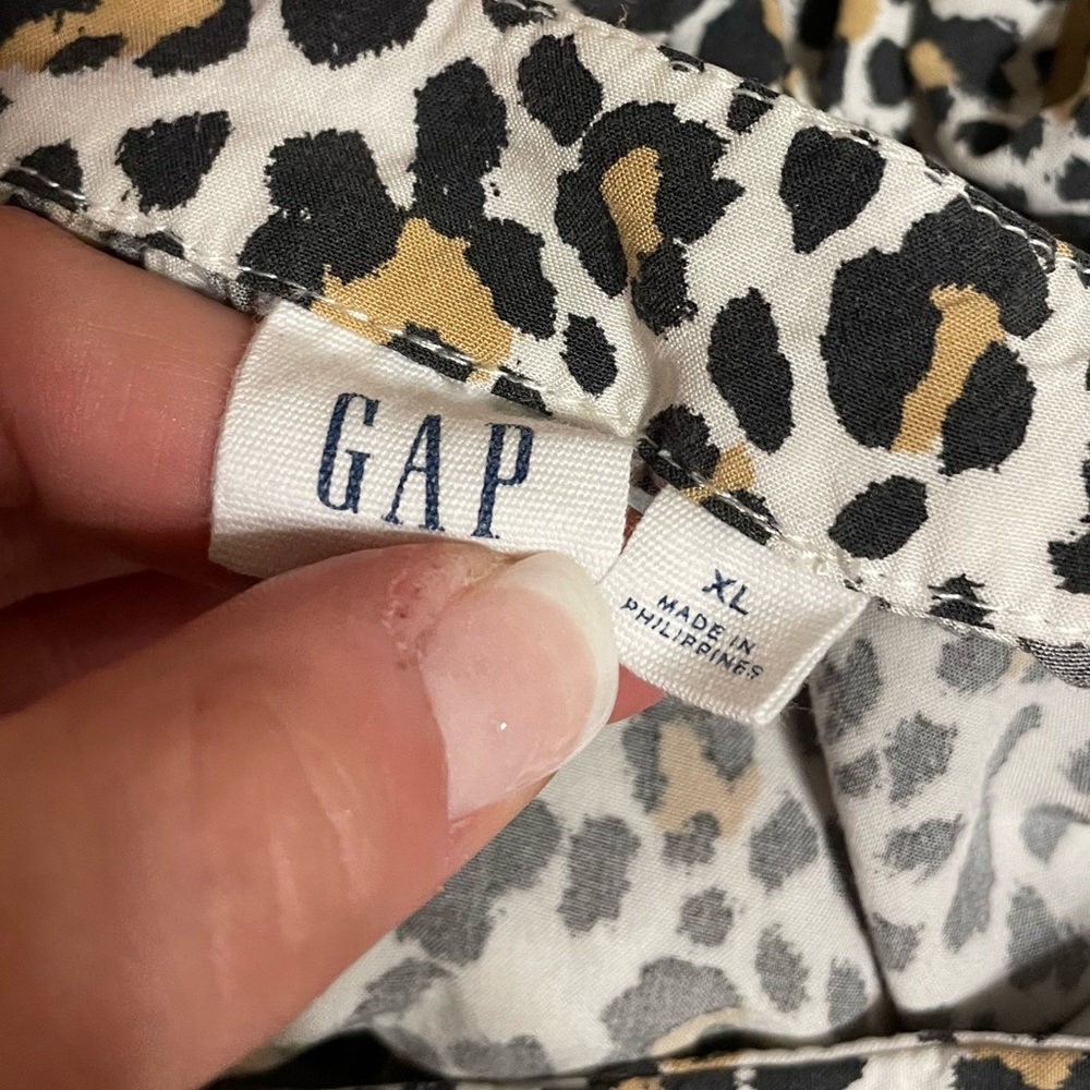 GAP dress shirt